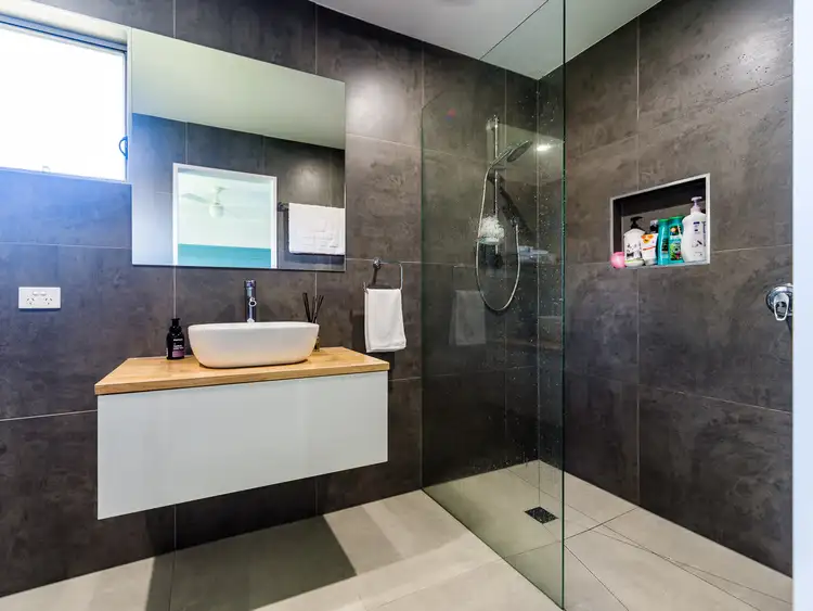 Second view of Homely house listing, 7 Flinders Court, Paradise Point QLD 4216