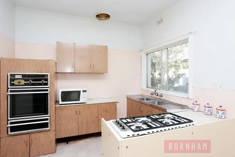 Fifth view of Homely house listing, 10 Grandview Avenue, Maribyrnong VIC 3032