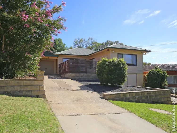 6 Warrawong Street, Kooringal NSW 2650