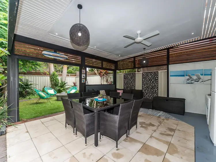 1/372 Pine Ridge Road, Coombabah QLD 4216