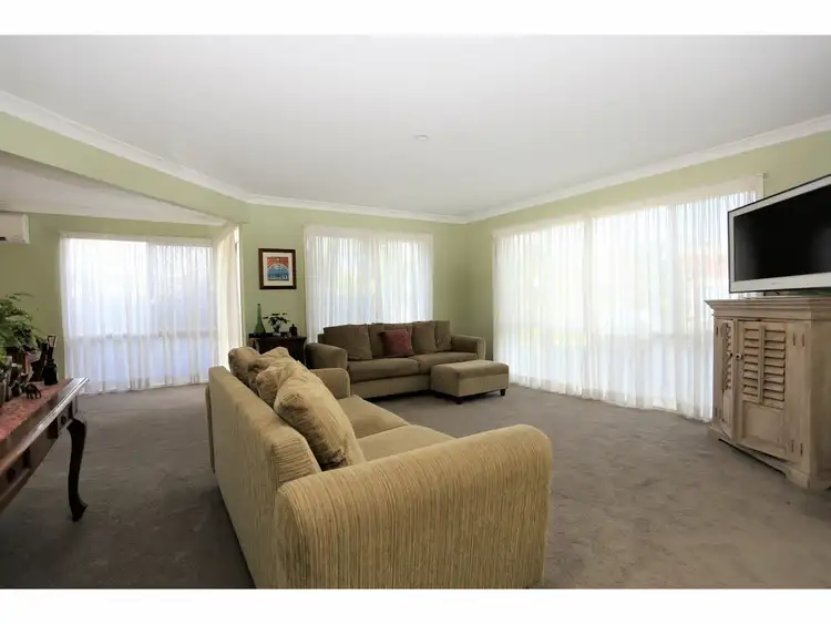 Fifth view of Homely house listing, 1 Goya Court, Mackenzie QLD 4156