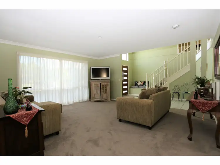 Sixth view of Homely house listing, 1 Goya Court, Mackenzie QLD 4156