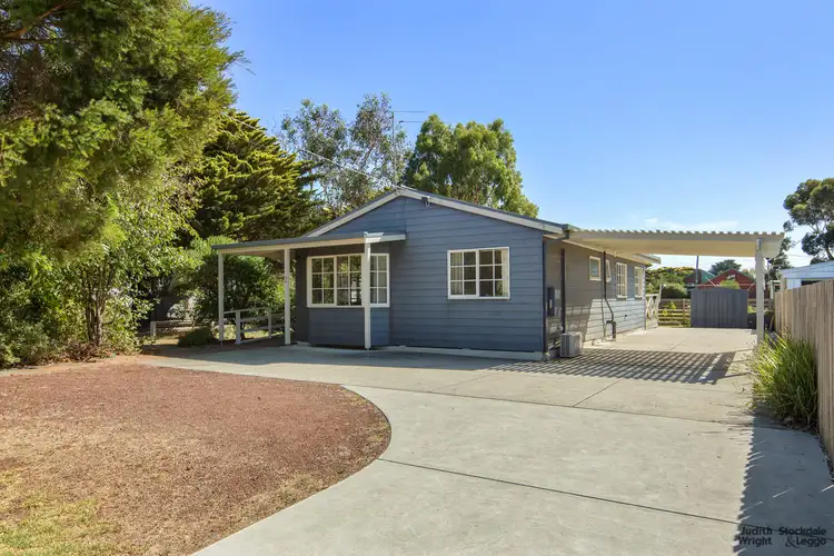 2 Darryl Court, Cowes VIC 3922