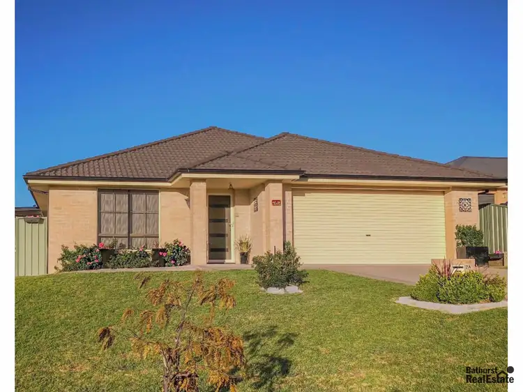 Main view of Homely house listing, 2a Topaz Court, Kelso NSW 2795