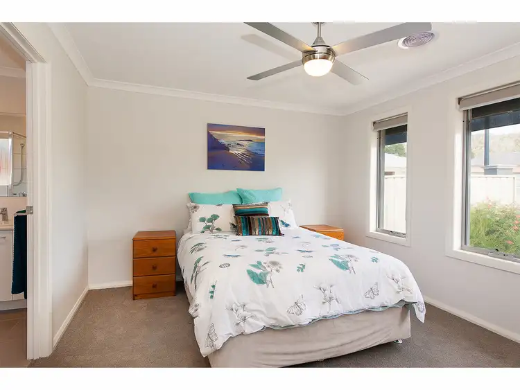 Sixth view of Homely house listing, 17 Blackburn Close, Wodonga VIC 3690