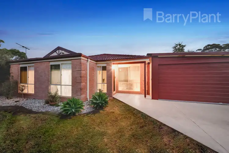 3 Harness Place, Pakenham VIC 3810