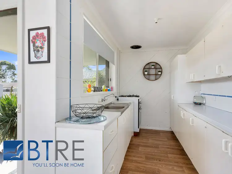 Second view of Homely house listing, 6 Otway Court, Hastings VIC 3915