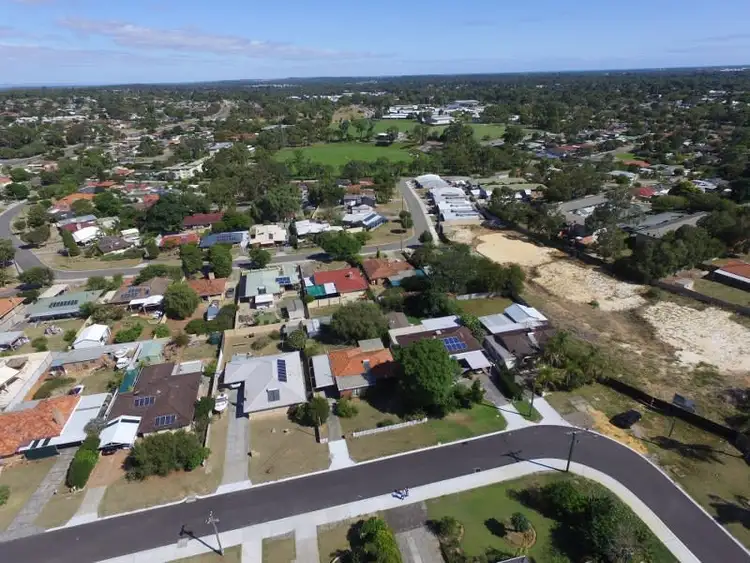 Second view of Homely house listing, 29 Cockman Way, Orelia WA 6167
