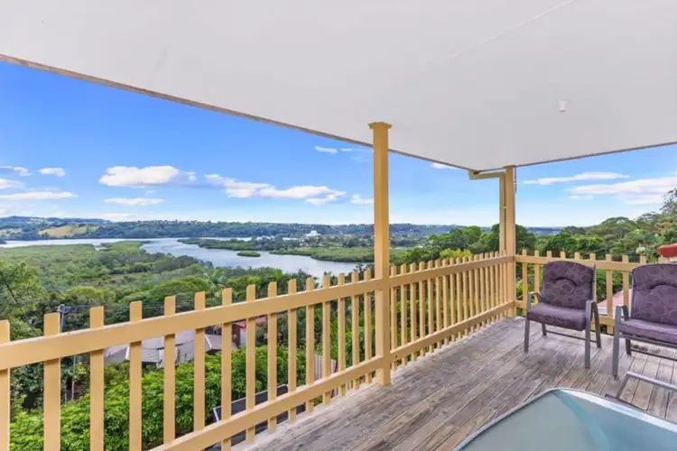 39 Lakeview Parade, Tweed Heads South NSW 2486