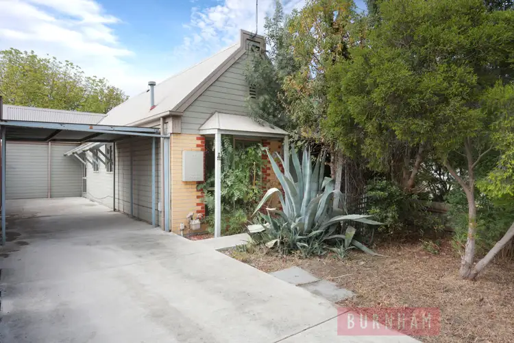 2/42 Darnley Street, Braybrook VIC 3019