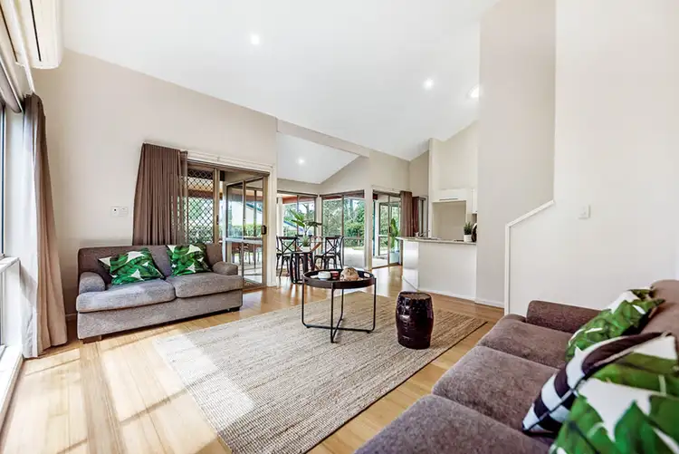 8 Century Court, Currumbin Waters QLD 4223