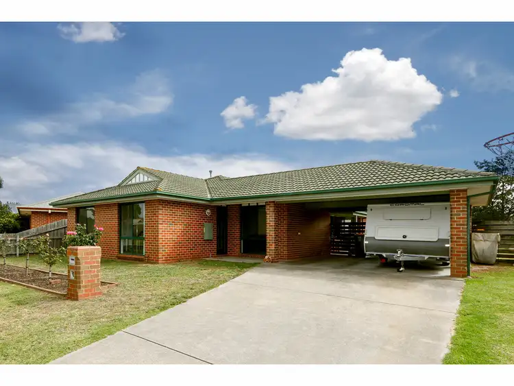 Second view of Homely house listing, 7 Kingfisher Place, Sale VIC 3850