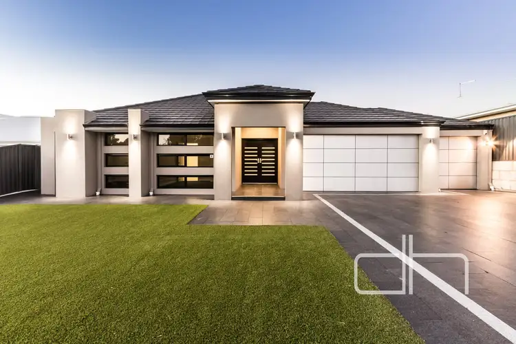 3 Bagatelle Road, Landsdale WA 6065