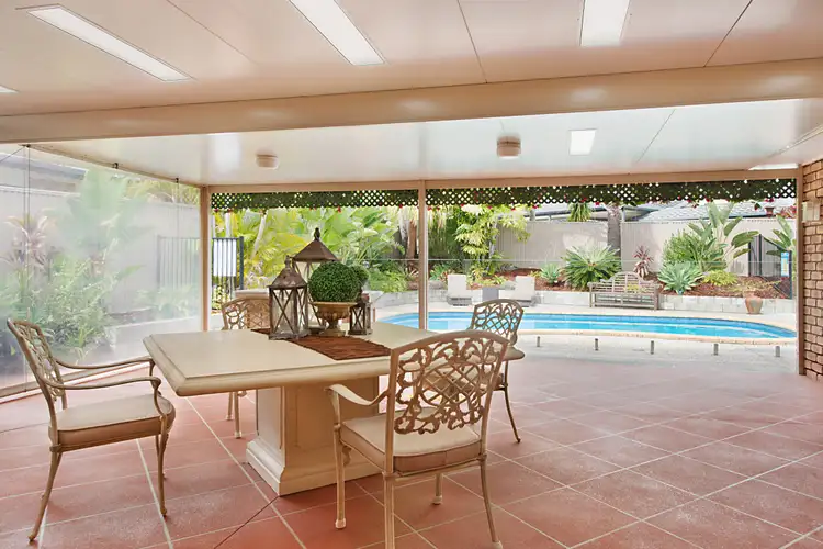 1 Strathmore Court, Robina QLD 4226