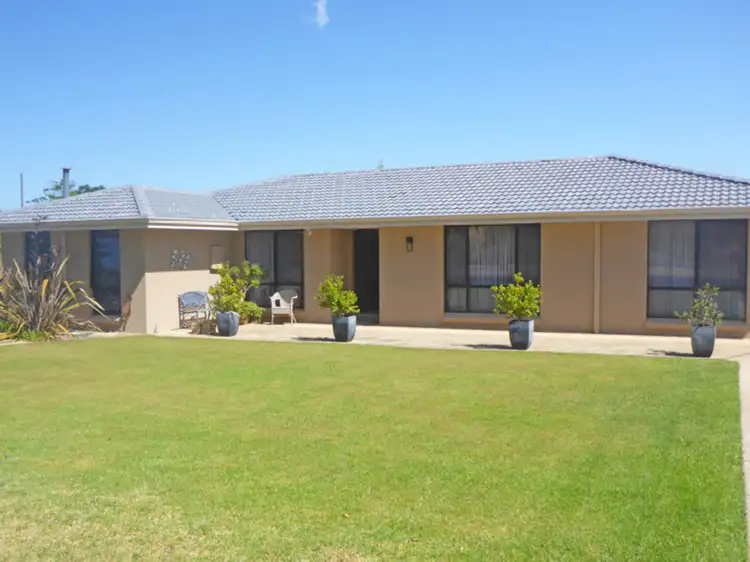 10 Chaplin Street, Castletown WA 6450