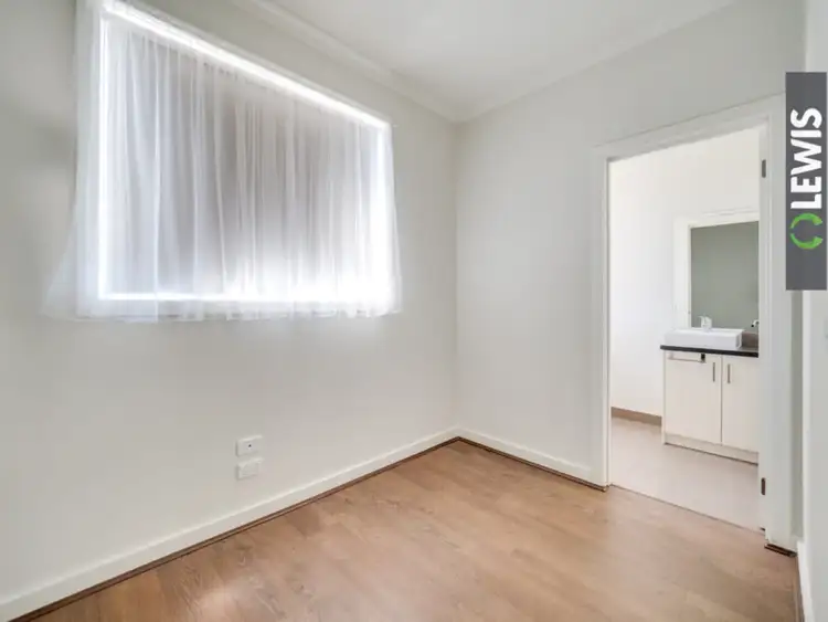 Sixth view of Homely townhouse listing, 4/39 Clarendon Avenue, Craigieburn VIC 3064