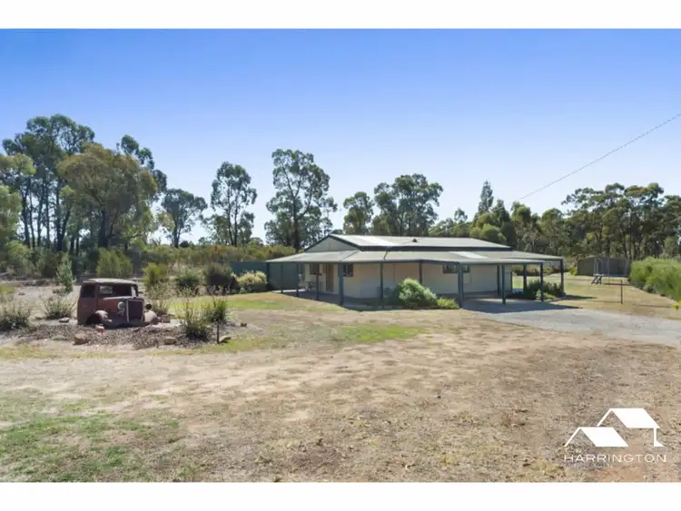 86 Albert Street, Long Gully VIC 3550
