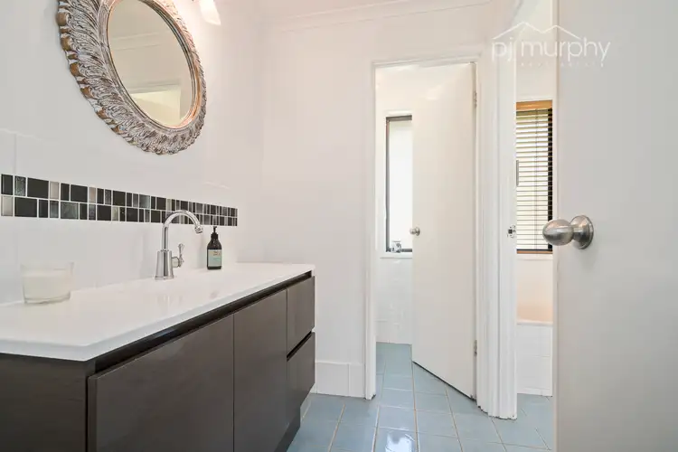 Seventh view of Homely house listing, 15 Ringwood Crescent, Albury NSW 2640