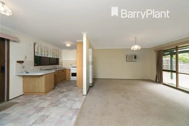 Fourth view of Homely house listing, 17 Tania Court, Pakenham VIC 3810