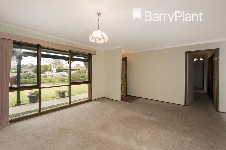 Sixth view of Homely house listing, 17 Tania Court, Pakenham VIC 3810