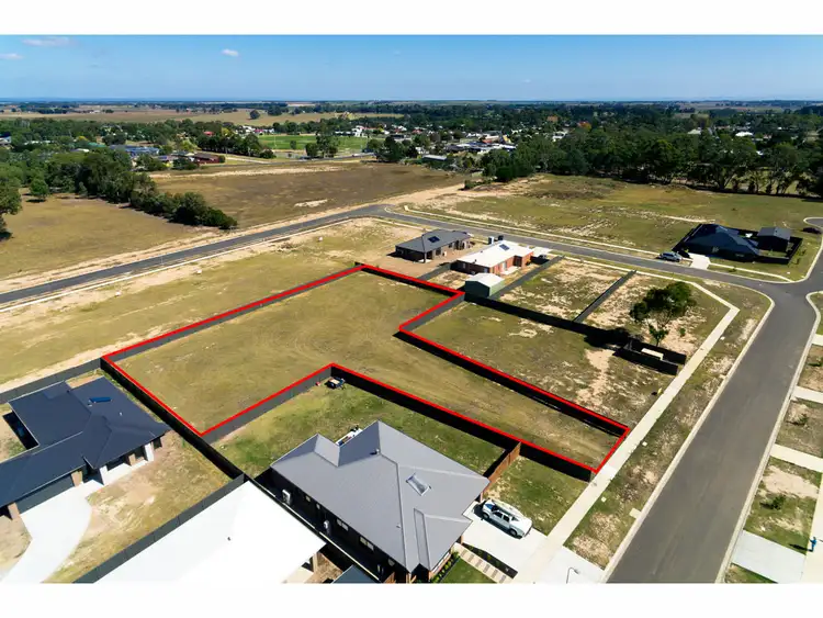 13 - 15 Mitchell Road, Stratford VIC 3862
