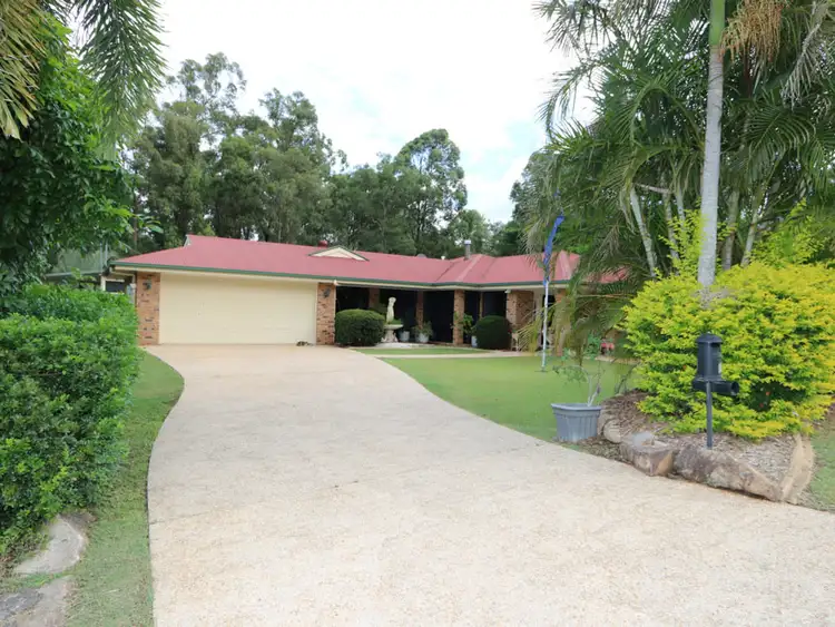 4 Pringle Place, Pine Mountain QLD 4306