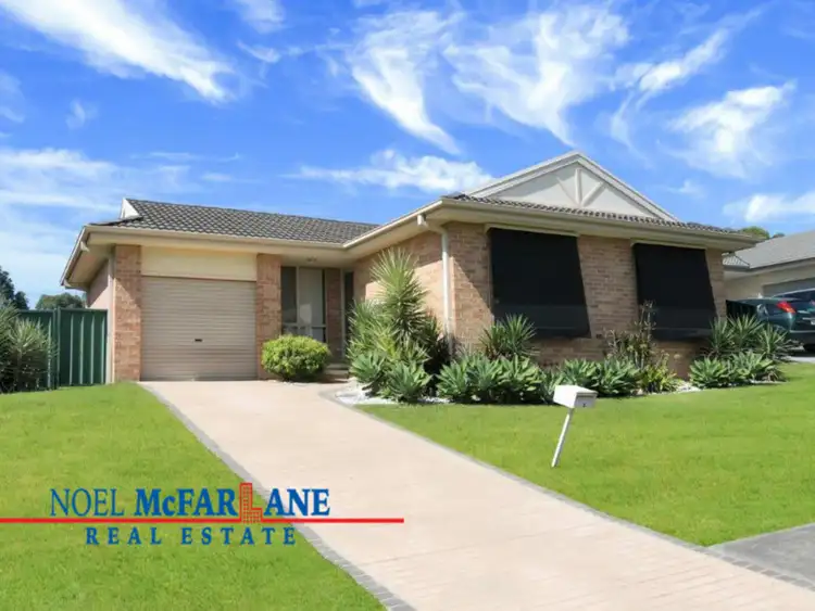 3 Sandalwood Avenue, Fletcher NSW 2287