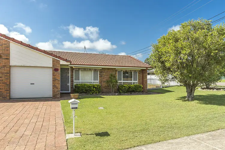 1/2 Aurora Court, Warners Bay NSW 2282