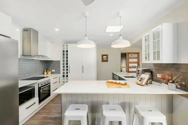 Second view of Homely house listing, 6 Issell Place, Highland Park QLD 4211