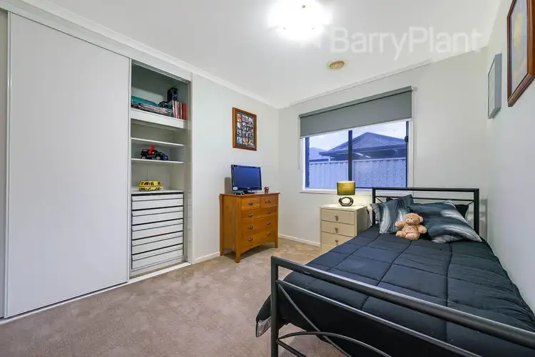 Sixth view of Homely house listing, 4 Cobalt Court, Pakenham VIC 3810