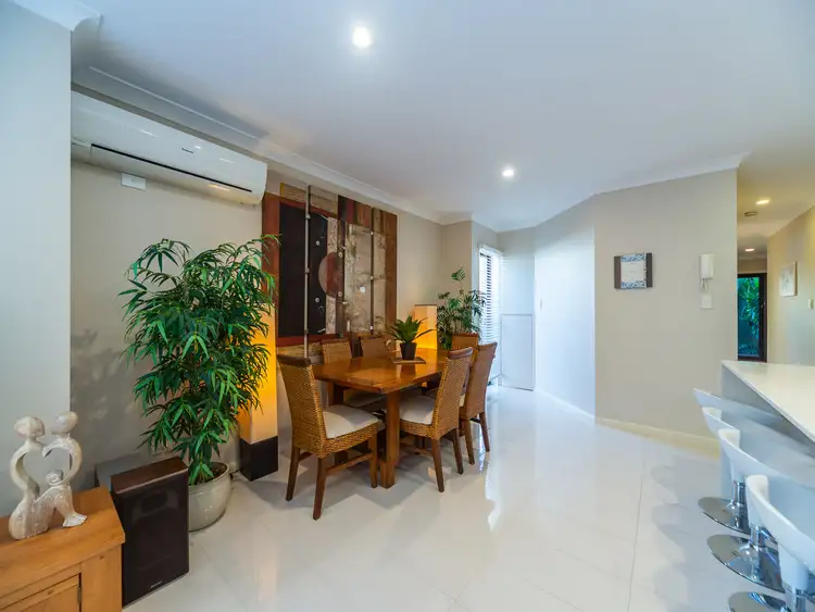 Fifth view of Homely semi-detached listing, 2/33 Drake Avenue, Paradise Point QLD 4216