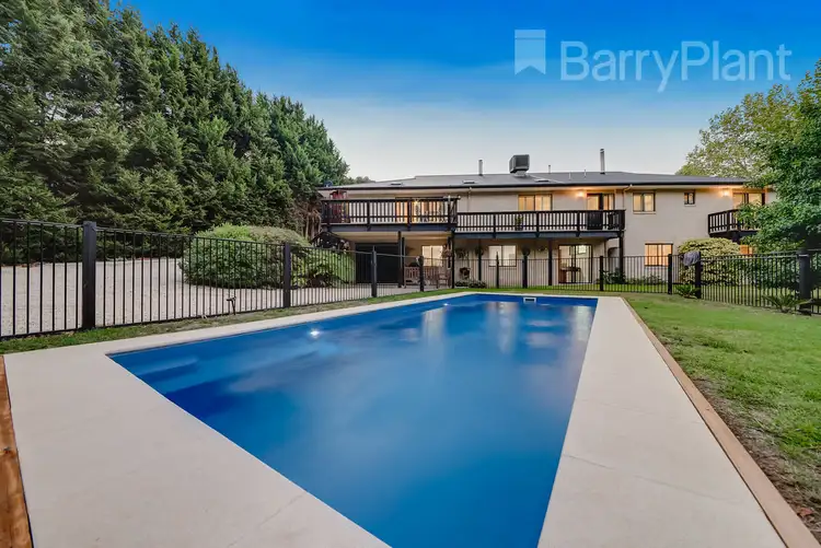 12 Pine Grove, Warragul VIC 3820