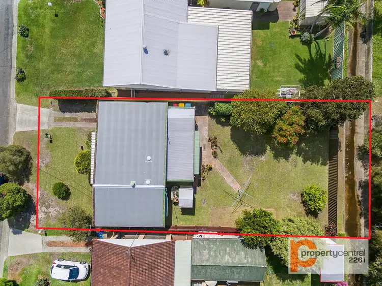Third view of Homely house listing, 30 Kathleen White Crescent, Killarney Vale NSW 2261