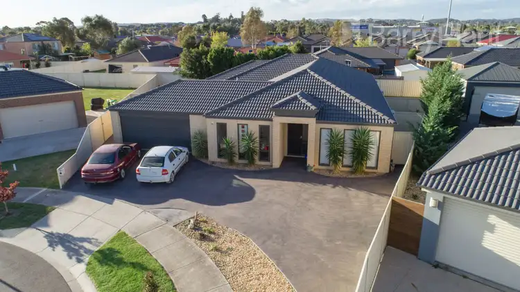 5 Aqua Court, Pakenham VIC 3810