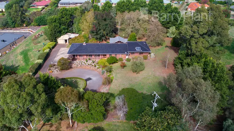 2b Charlou Court, Drouin VIC 3818