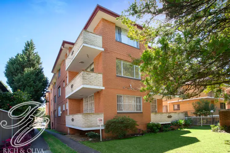 9/52 Orpington Street, Ashfield NSW 2131
