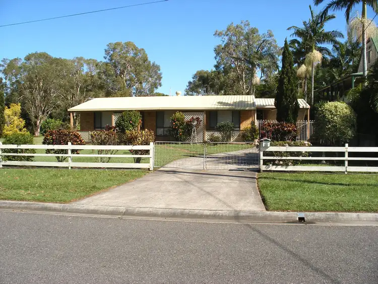 36 Coronation Avenue, Beachmere QLD 4510