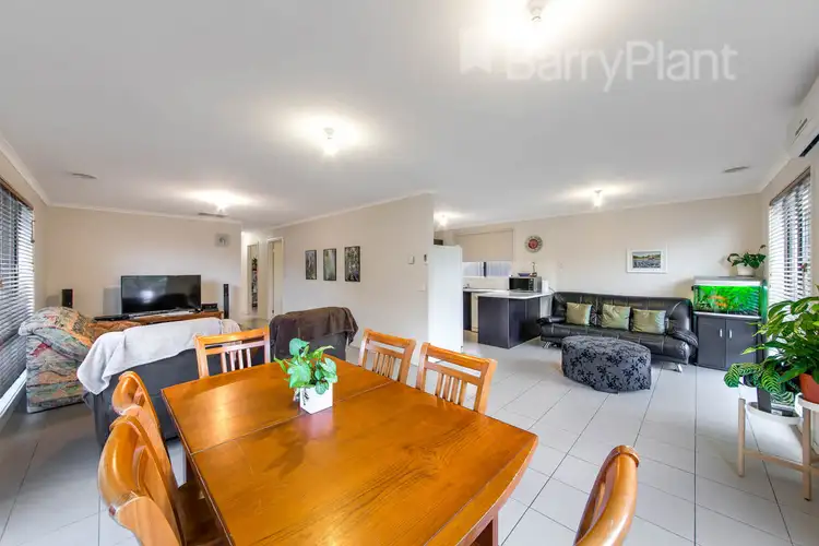 Fourth view of Homely house listing, 10 Dianella Close, Pakenham VIC 3810