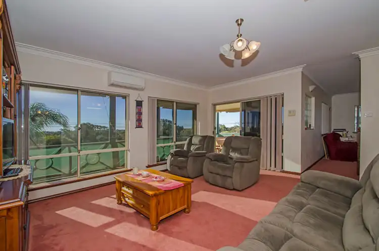 Fifth view of Homely house listing, 1/71 Killarney, Lamington WA 6430