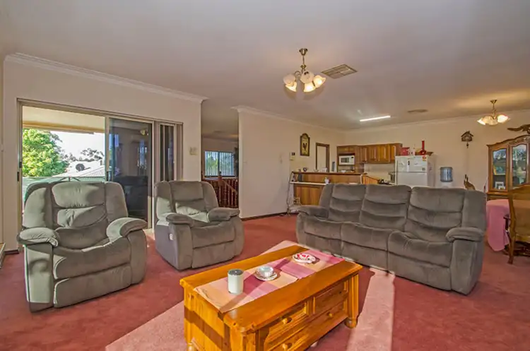 Sixth view of Homely house listing, 1/71 Killarney, Lamington WA 6430
