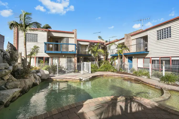 2/71 Geelong Road, Torquay VIC 3228