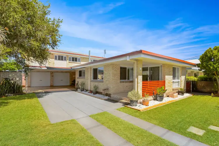 4 Theresa Street, Golden Beach QLD 4551