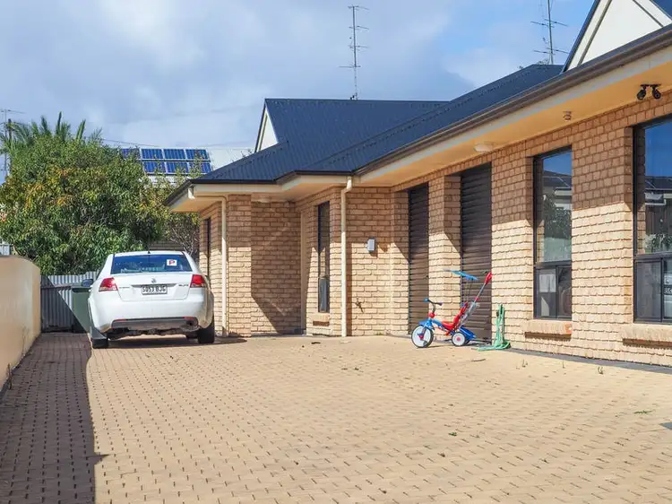 2/13 Newton Street, Port Lincoln SA 5606