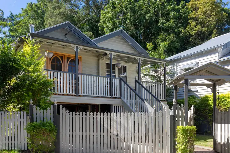 25 Orchard Street, Toowong QLD 4066