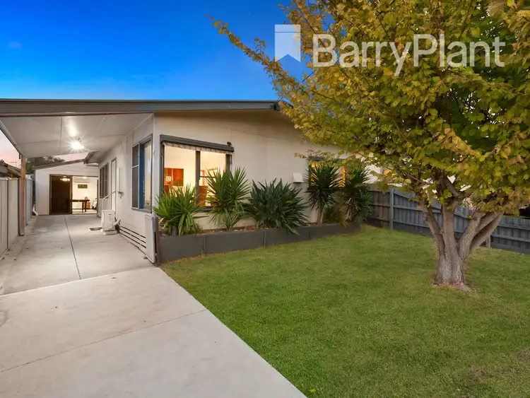 15 First Avenue, Rosebud VIC 3939