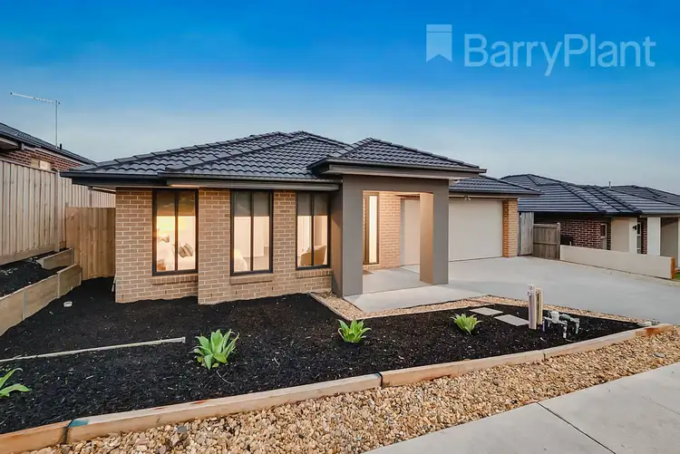14 Montalto Drive, Pakenham VIC 3810
