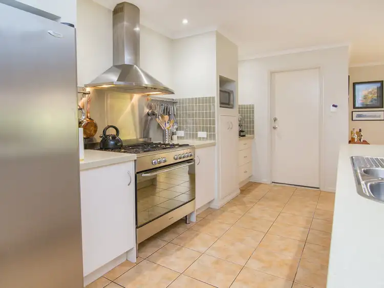 Fifth view of Homely house listing, 10 Ranken Court, Brassall QLD 4305