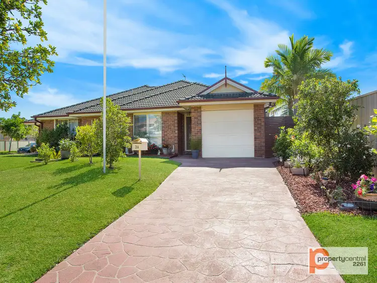 3a Macintyre Street, Bateau Bay NSW 2261