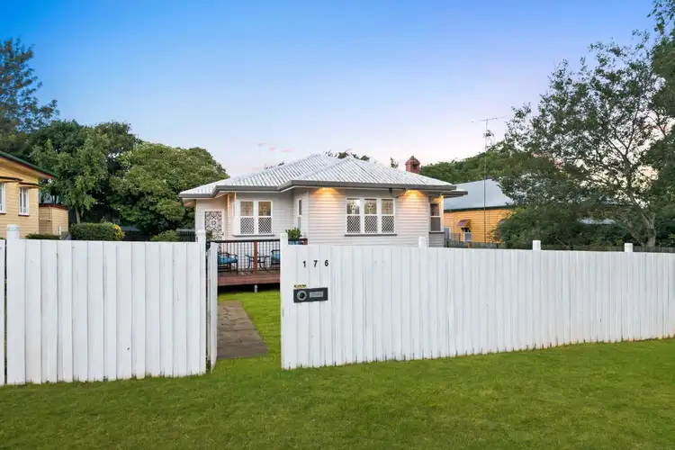 176 Long Street, South Toowoomba QLD 4350