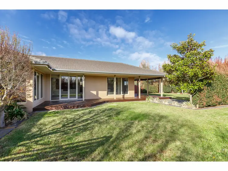 Second view of Homely house listing, 5 Nest Court, Sale VIC 3850